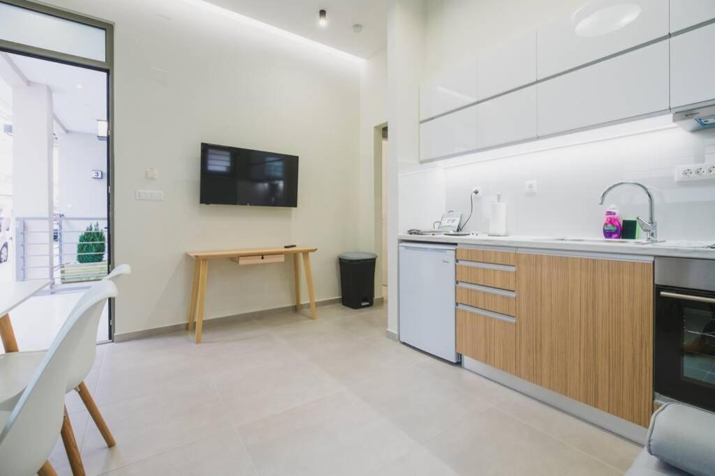 Peris 2 - Central Apt Near Old Town - Ac, Washer Chania  ภายนอก รูปภาพ