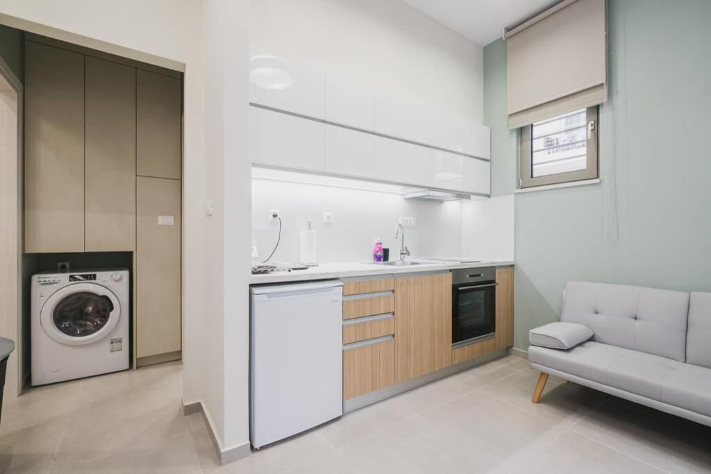 Peris 2 - Central Apt Near Old Town - Ac, Washer Chania  ภายนอก รูปภาพ